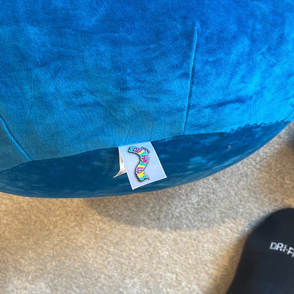 SQUISHMALLOW - Picture 3 of 5